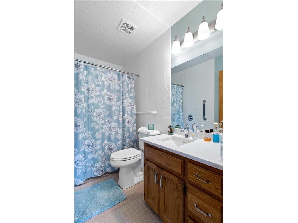 2084 Vierling Drive E Shakopee MN 55379 7081595 image24