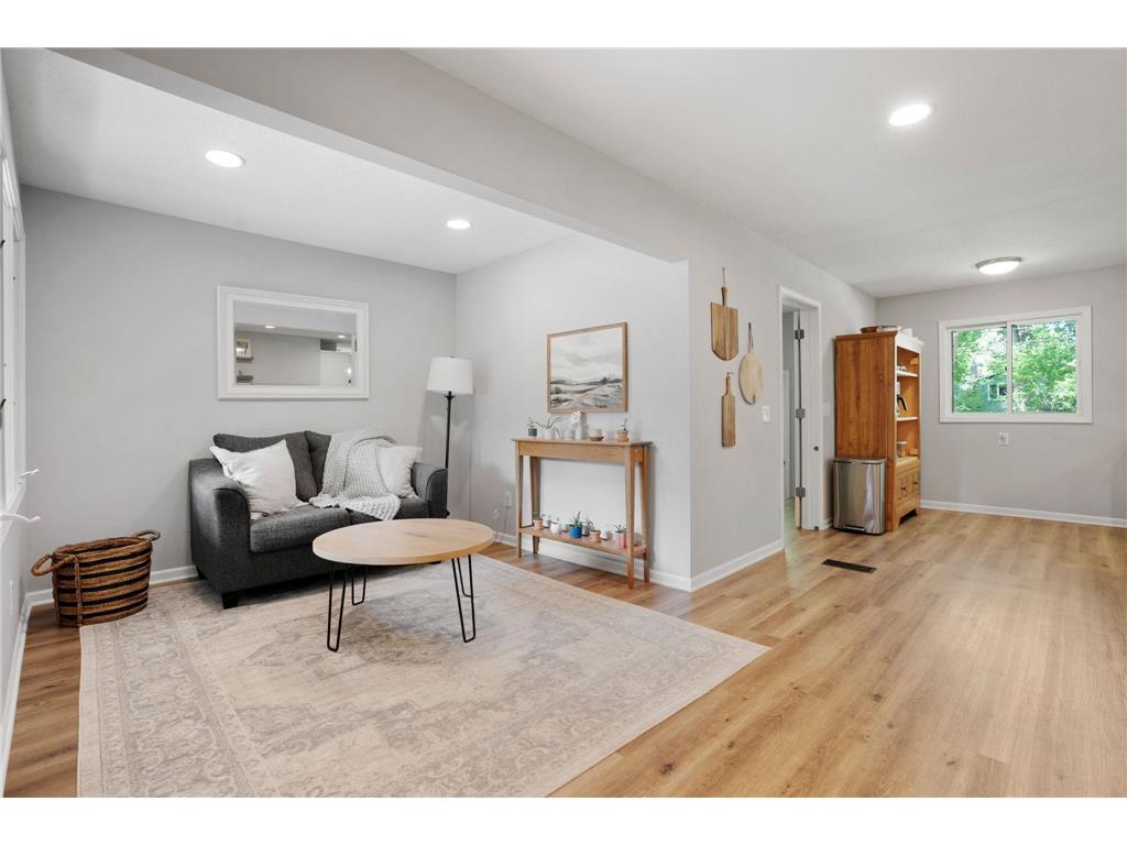 20843 Iteri Avenue Lakeville MN 55044 7078627 image4