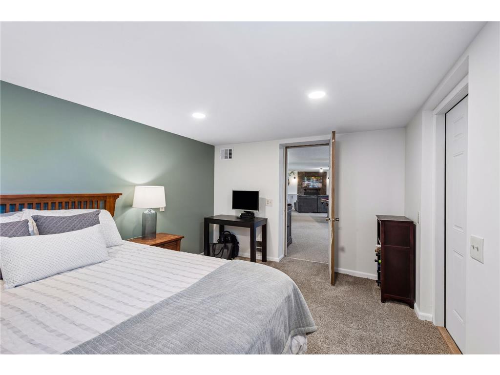 2085 Austin Circle Shakopee MN 55379 7071960 image31