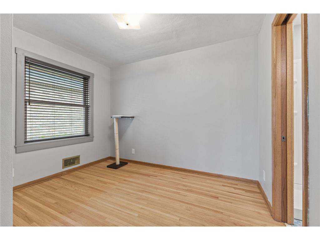2085 Hamline Avenue N Roseville MN 55113 7075126 image15