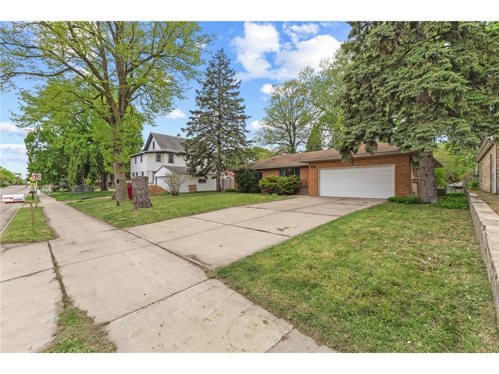 2085 Hamline Avenue N Roseville MN 55113 7075126 image3