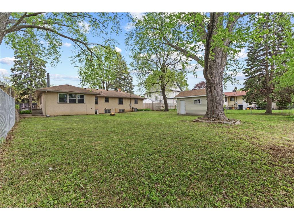 2085 Hamline Avenue N Roseville MN 55113 7075126 image37