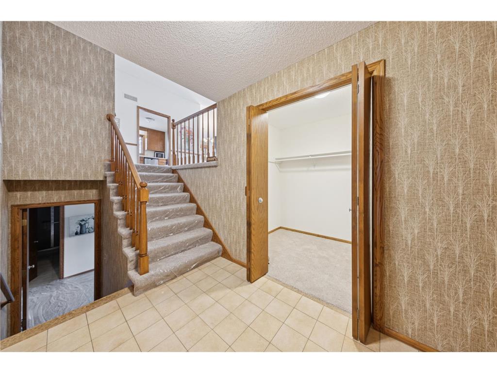 20856 Iran Avenue Lakeville MN 55044 7053588 image3