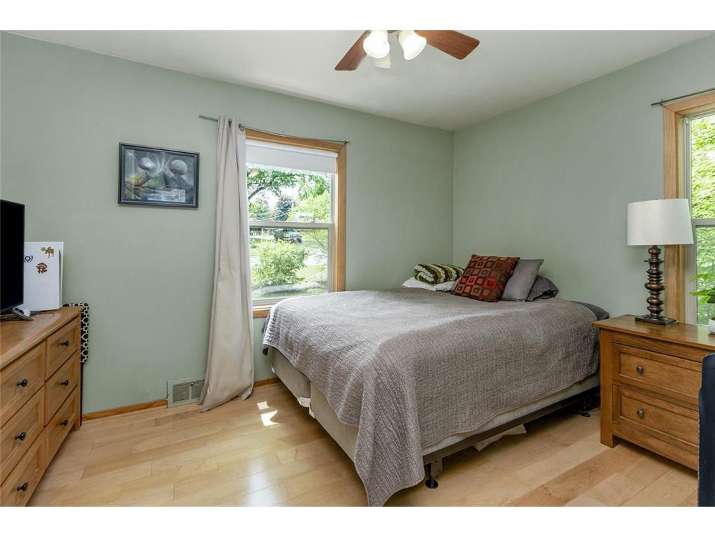 2087 Eldridge Avenue E North Saint Paul MN 55109 7093480 image12