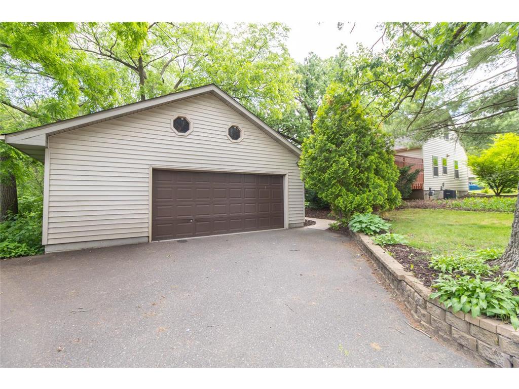 2087 Eldridge Avenue E North Saint Paul MN 55109 7093480 image29