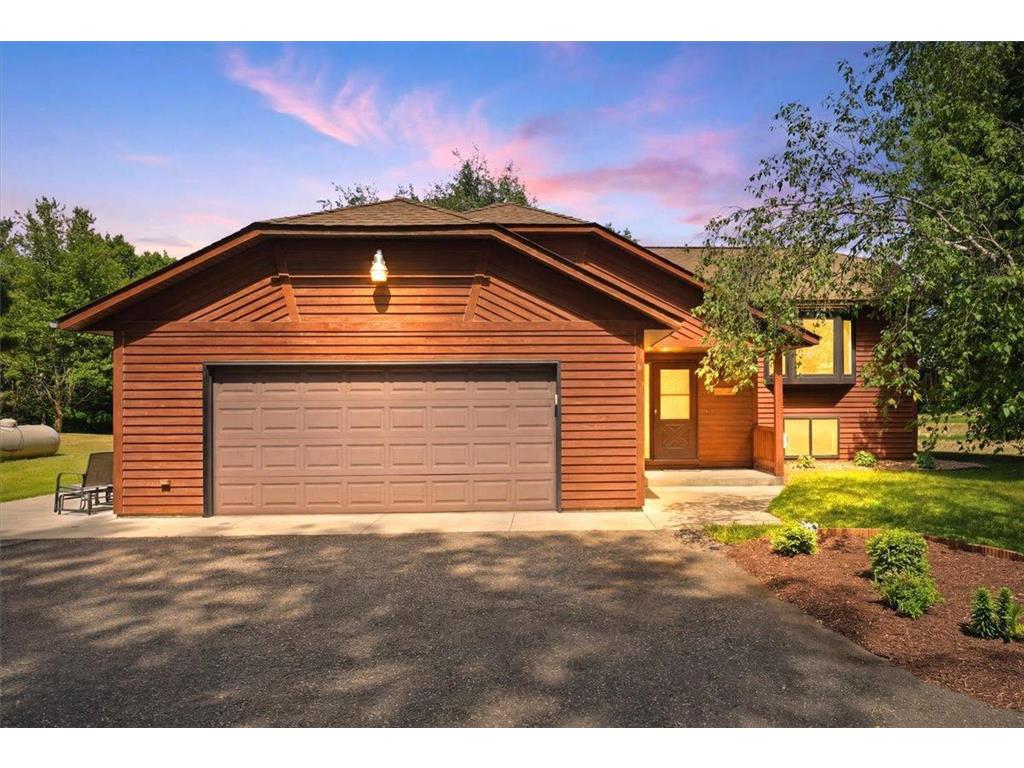 2088 30th Avenue Baldwin WI 54002 7085310 image1