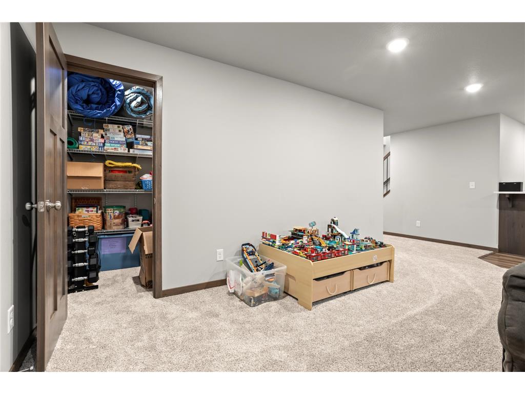 2089 67th Avenue S Fargo ND 58104 7088624 image32