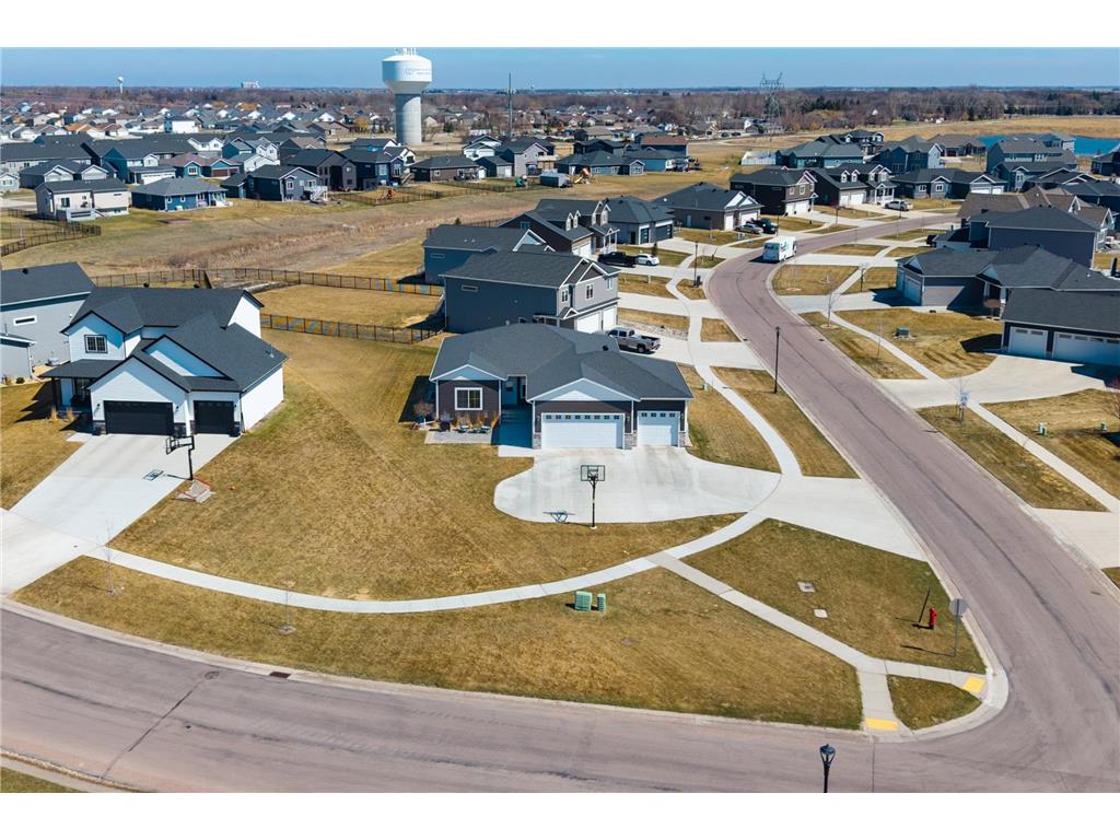2089 67th Avenue S Fargo ND 58104 7088624 image54