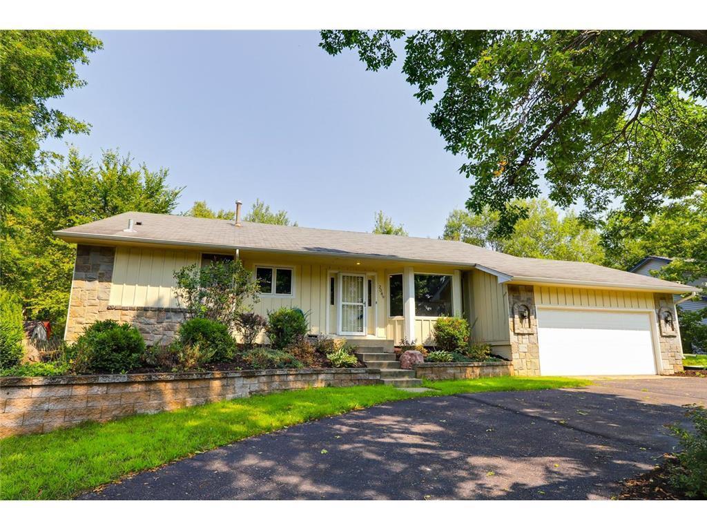 2089 Pin Oak Drive Eagan MN 55122 6368553 image1