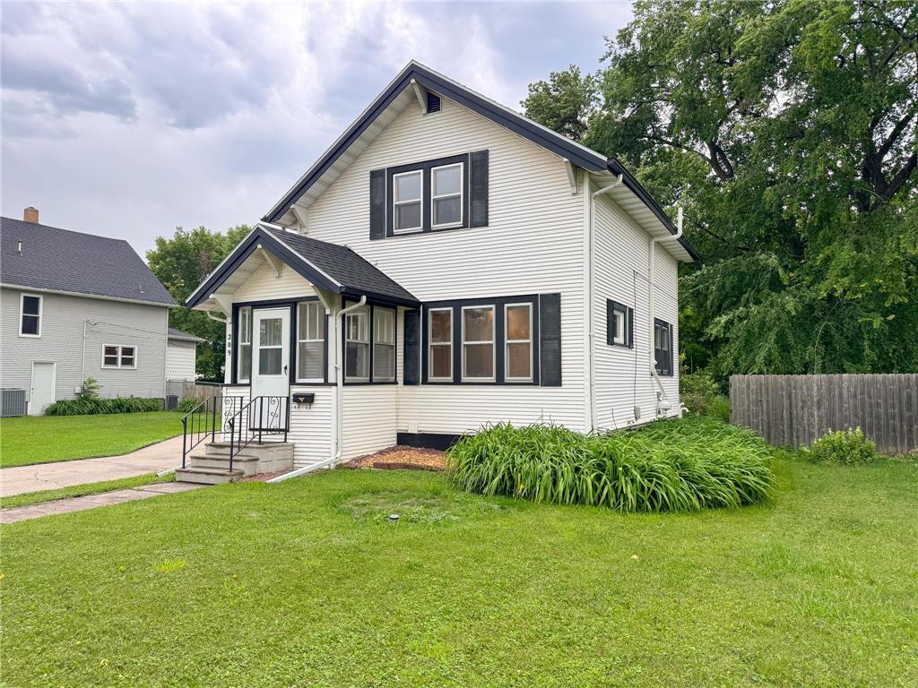 209 11th Street N Moorhead MN 56560 7101559 image34