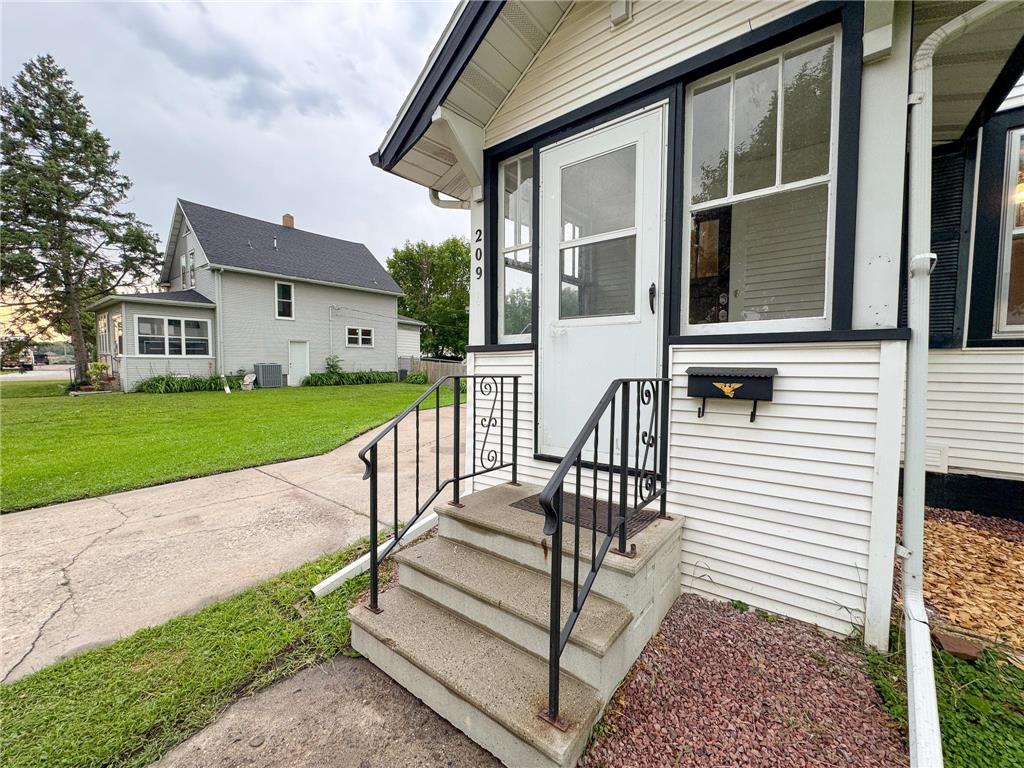 209 11th Street N Moorhead MN 56560 7101559 image35