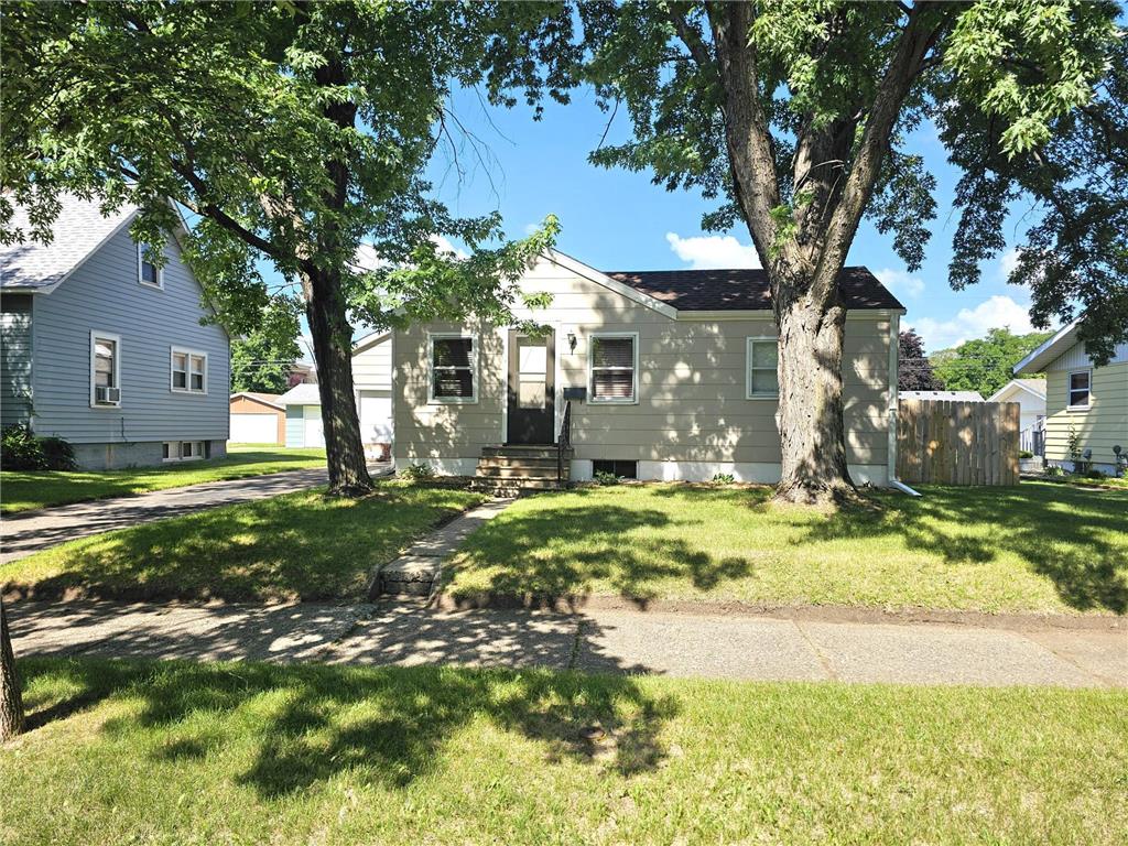 209 36th Avenue N Saint Cloud MN 56303 6713199 image1