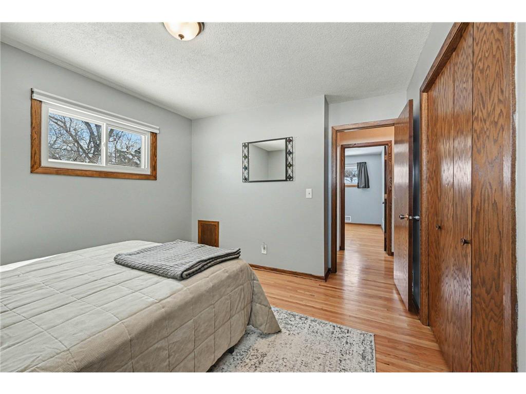 209 3rd Avenue SE New Brighton MN 55112 7034322 image12