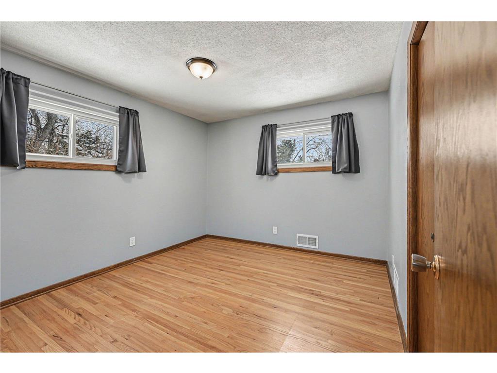 209 3rd Avenue SE New Brighton MN 55112 7034322 image16