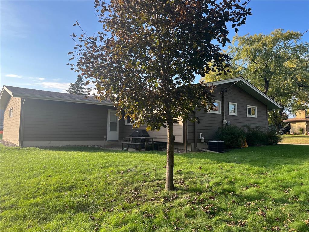 209 3rd Avenue SE New Brighton MN 55112 7034322 image24