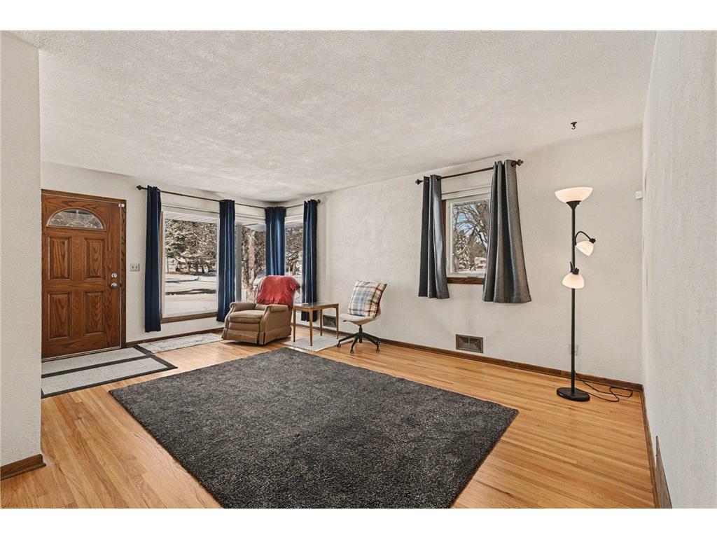 209 3rd Avenue SE New Brighton MN 55112 7034322 image6