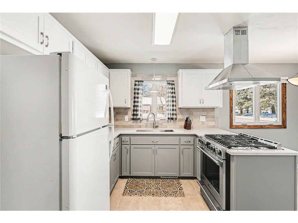 209 3rd Avenue SE New Brighton MN 55112 7034322 image8