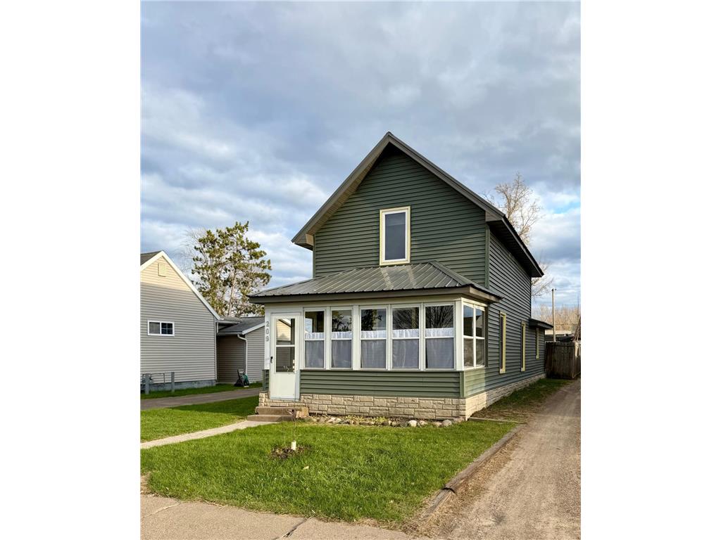 209 3rd Street NE Aitkin MN 56431 7066014 image1