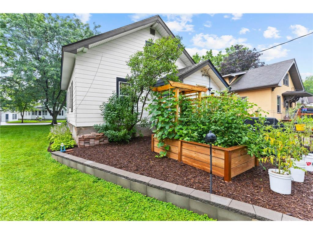 209 3rd Street W Jordan MN 55352 7097145 image60