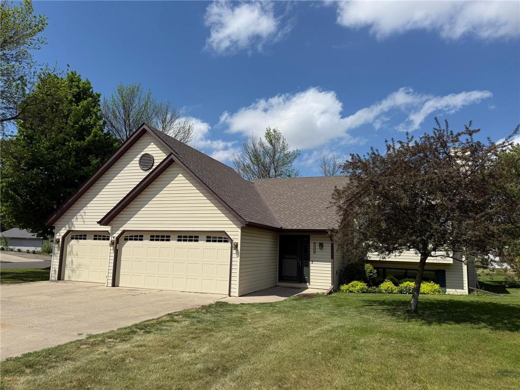 209 4th Avenue SW Medford MN 55049 7077303 image3