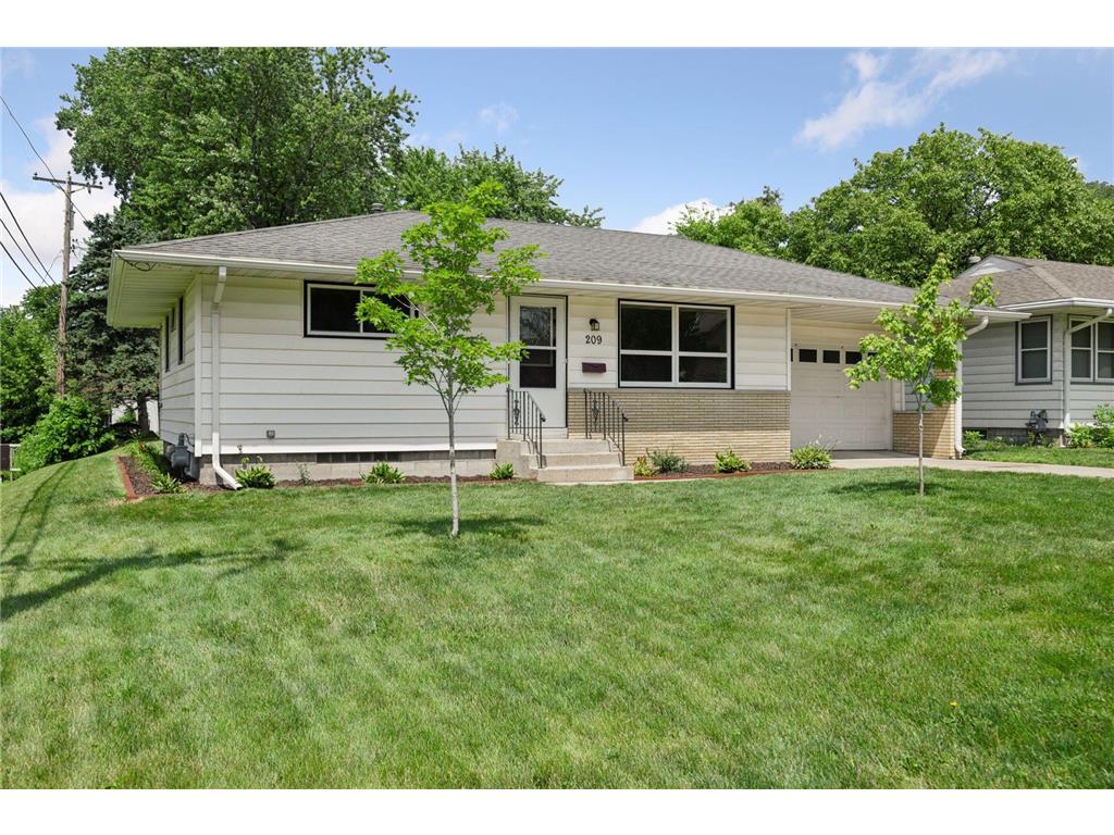 209 4th Street E Jordan MN 55352 6759378 image1