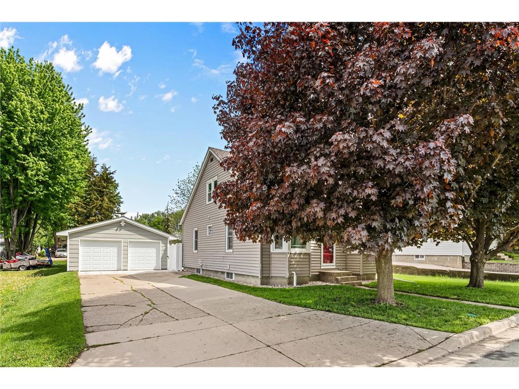 209 4th Street SW New Prague MN 56071 7076506 image1