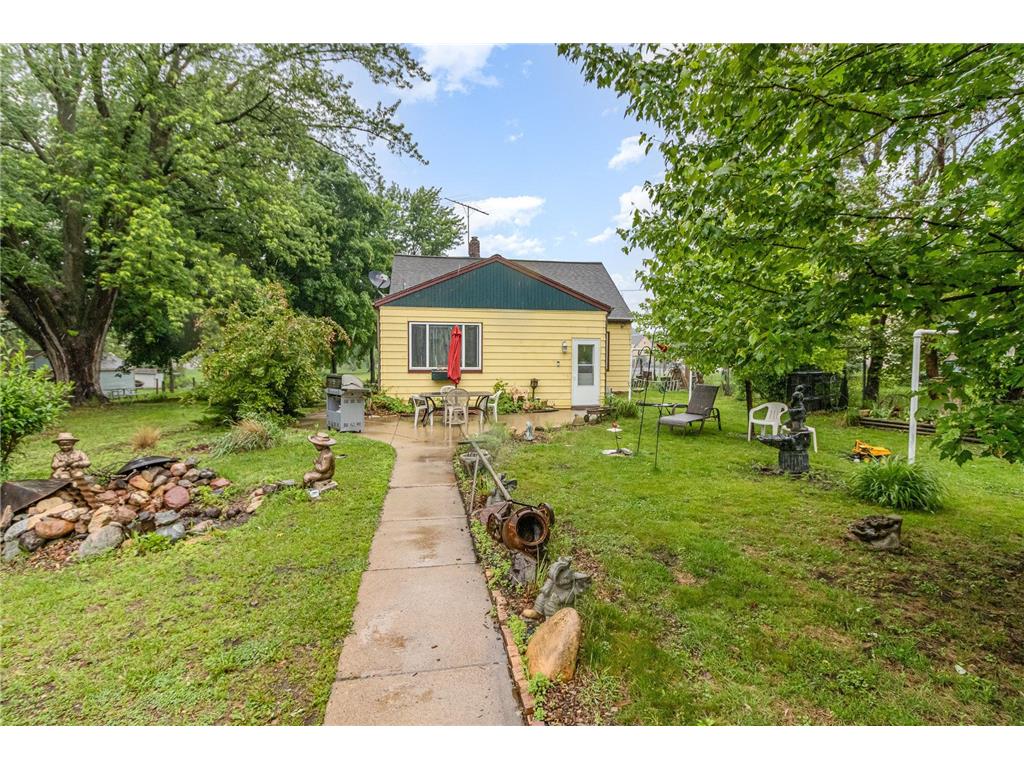 209 4th Street W Jordan MN 55352 6733857 image1