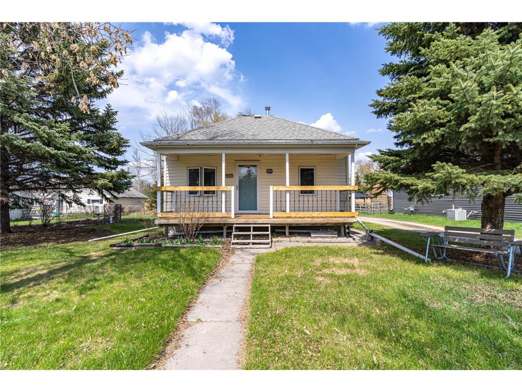 209 5th Avenue S Crookston MN 56716 6531193 image1