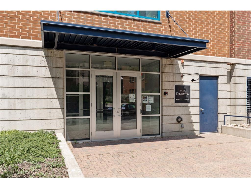209 8th Street E #201 Saint Paul MN 55101 7002161 image3