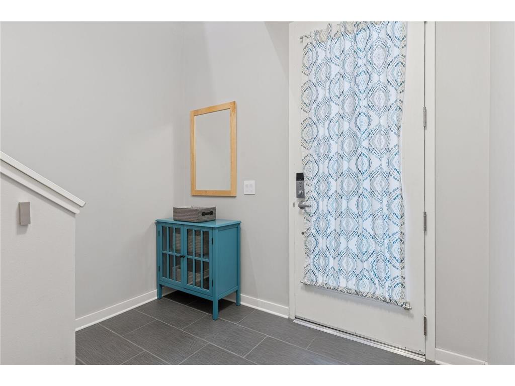 209 8th Street E #201 Saint Paul MN 55101 7002161 image5