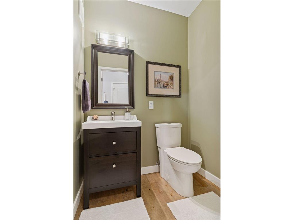 209 8th Street E #201 Saint Paul MN 55101 7002161 image8