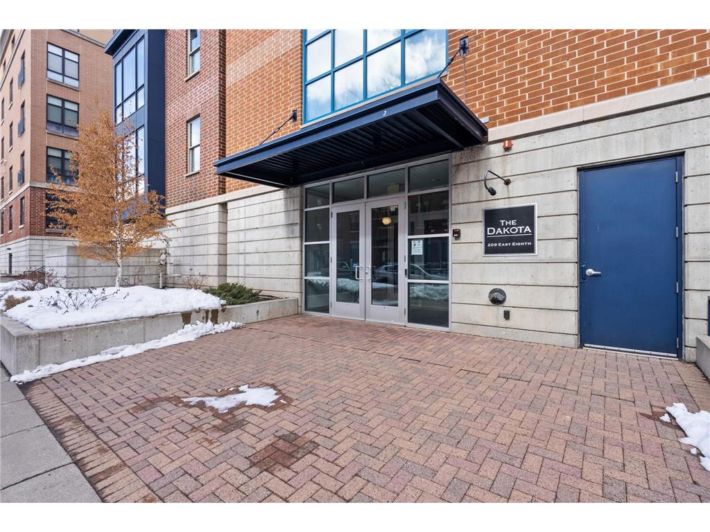 209 8th Street E #307 Saint Paul MN 55101 6334858 image1