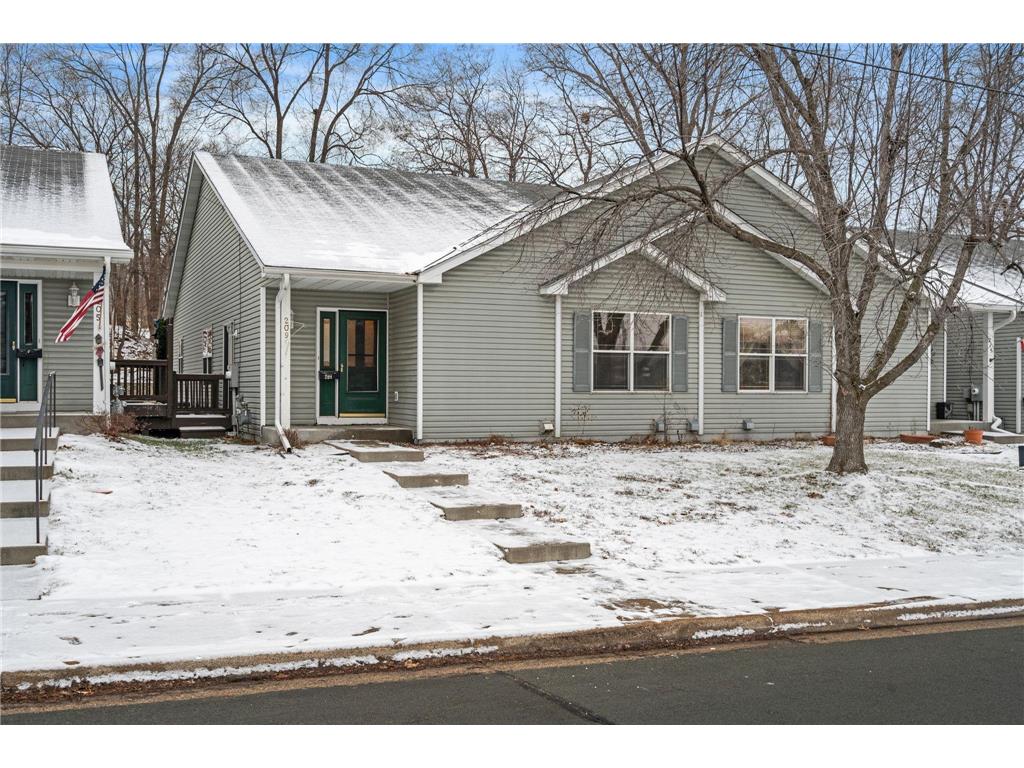 209 9th Avenue N South Saint Paul MN 55075 6477300 image1