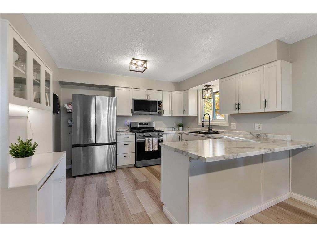 209 9th Avenue NE Osseo MN 55369 6617708 image1