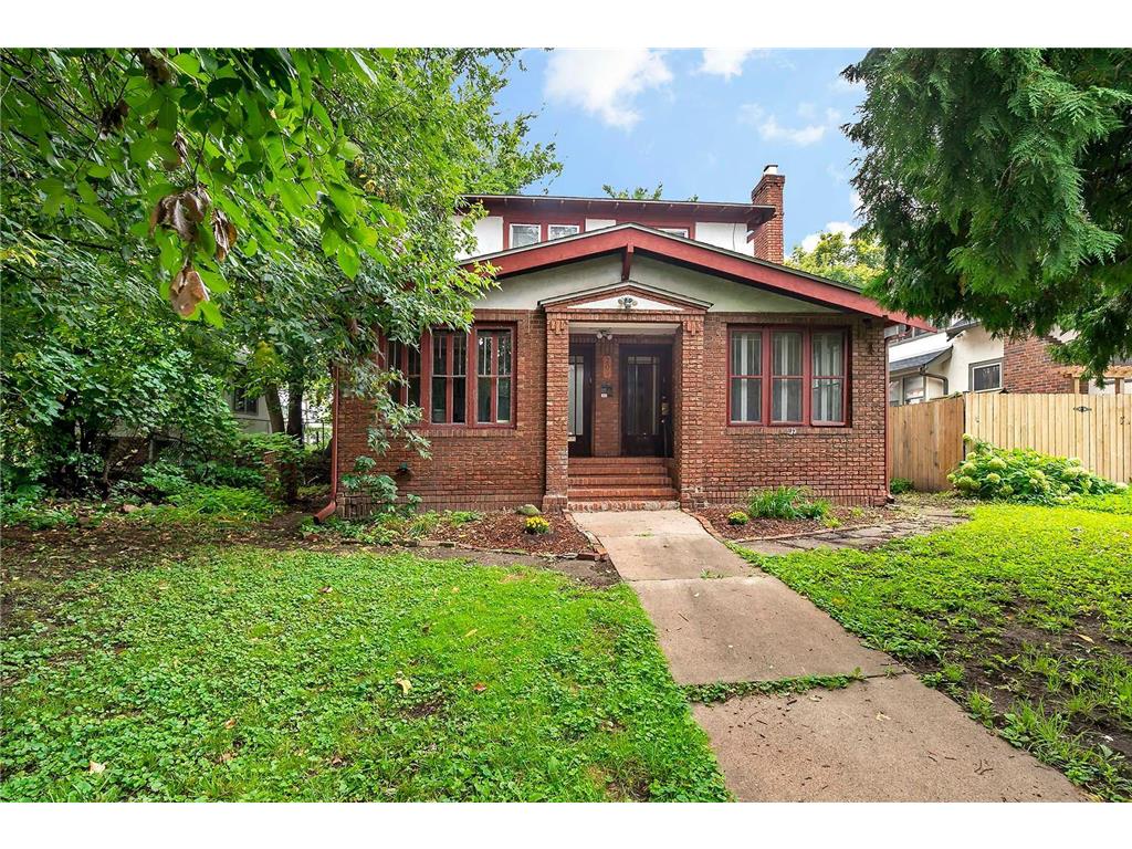 209 Cedar Lake Road N Minneapolis MN 55405 7029492 image1