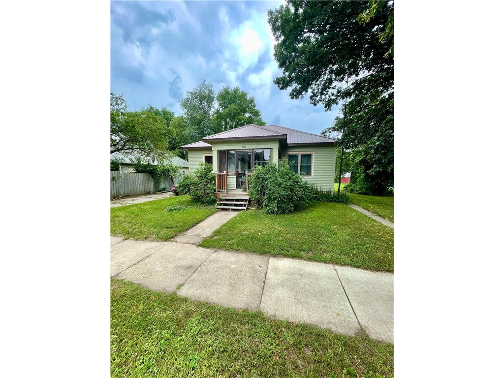 209 Central Avenue S Bertha MN 56437 6767571 image1