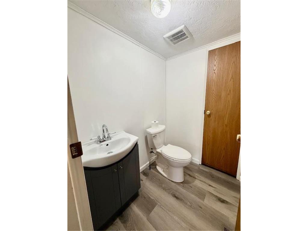 209 Coon Street E Redwood Falls MN 56283 6815050 image11