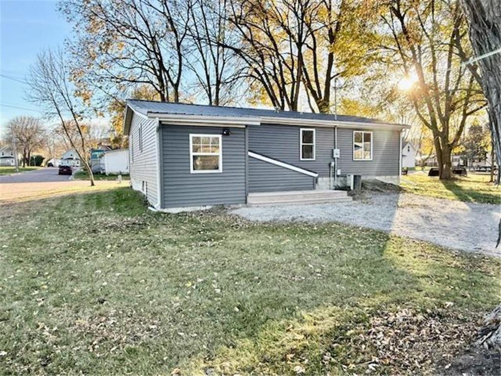 209 Coon Street E Redwood Falls MN 56283 6815050 image2