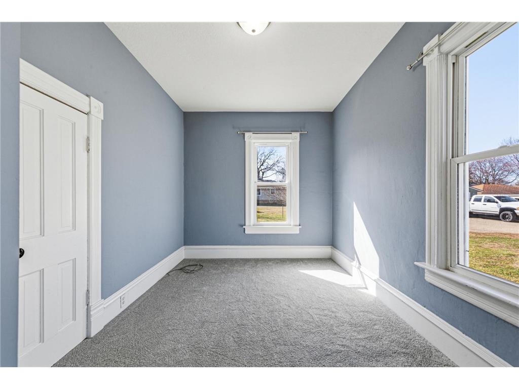 209 Division Street S Morristown MN 55052 7026500 image21