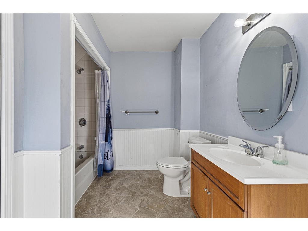 209 Division Street S Morristown MN 55052 7026500 image26