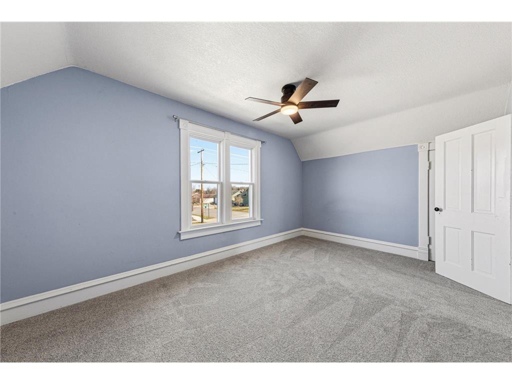 209 Division Street S Morristown MN 55052 7026500 image30