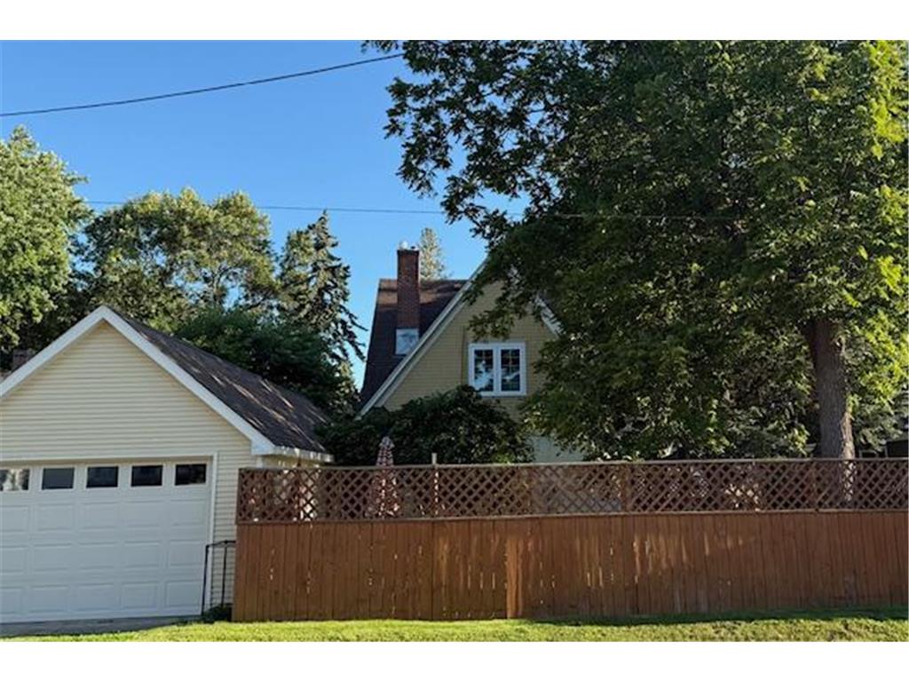 209 E 5th Street Redwood Falls MN 56283 7070060 image16