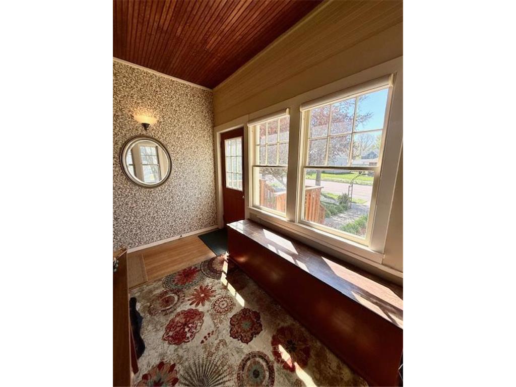 209 E 5th Street Redwood Falls MN 56283 7070060 image21