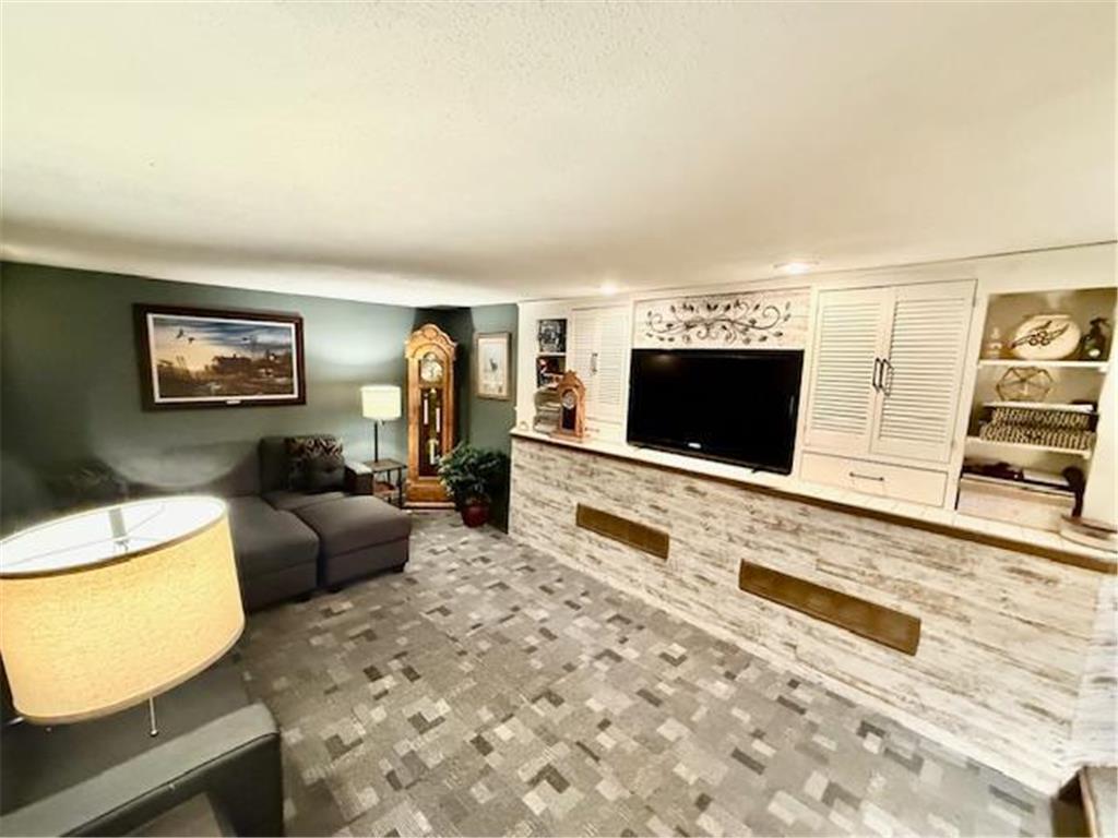 209 E 5th Street Redwood Falls MN 56283 7070060 image51