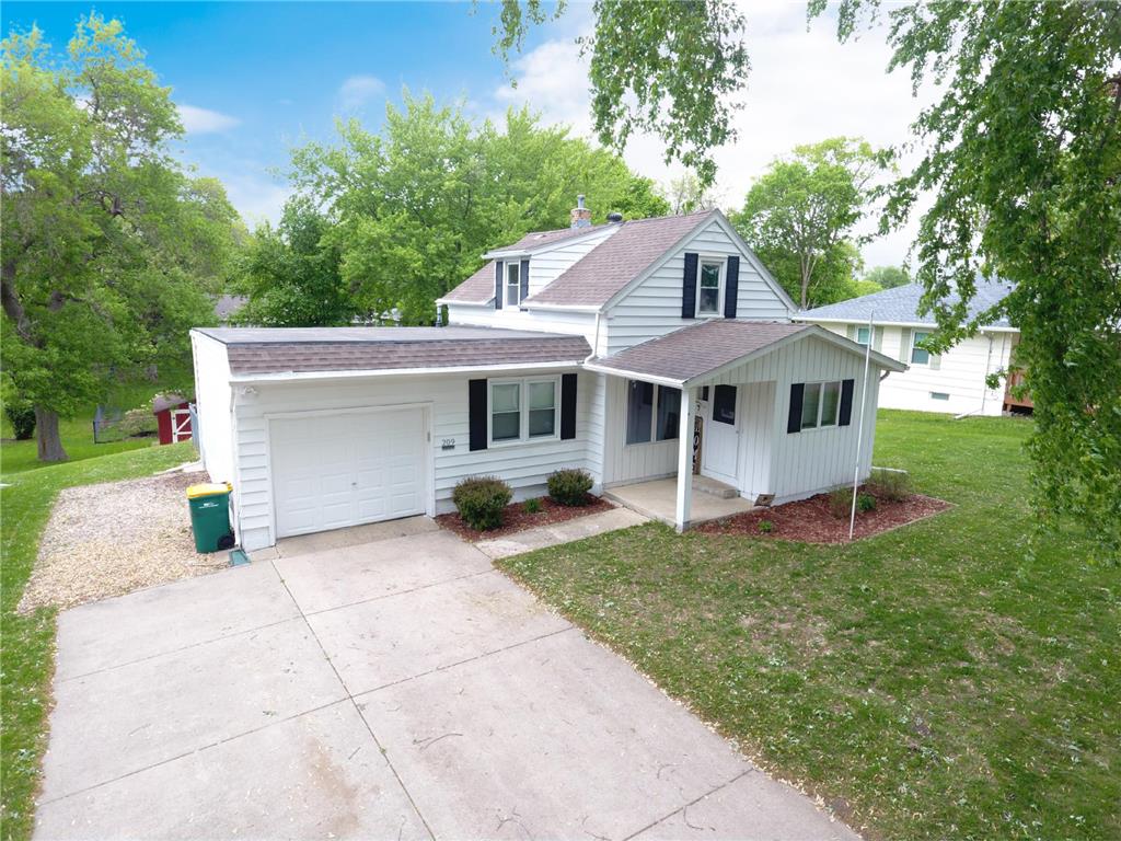 209 E Hawthorne Street Albert Lea MN 56007 6721152 image1