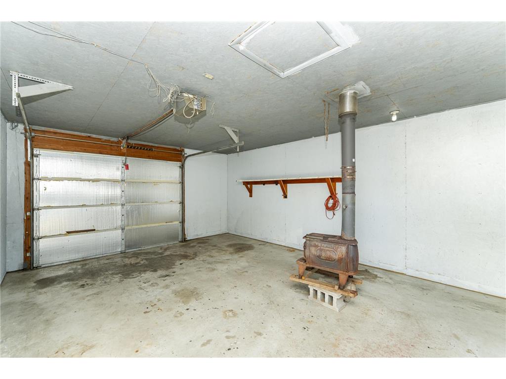 209 E Henry Street Le Roy MN 55951 6806049 image29