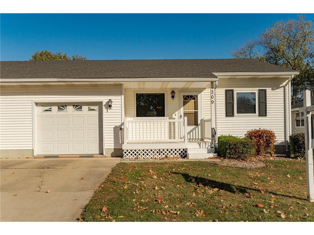 209 E Henry Street Le Roy MN 55951 6806049 image34