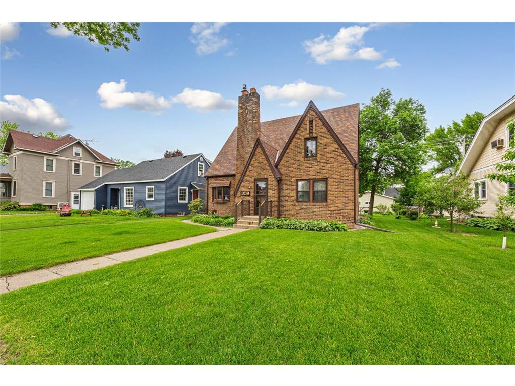 209 E Main Street Arlington MN 55307 6719323 image2