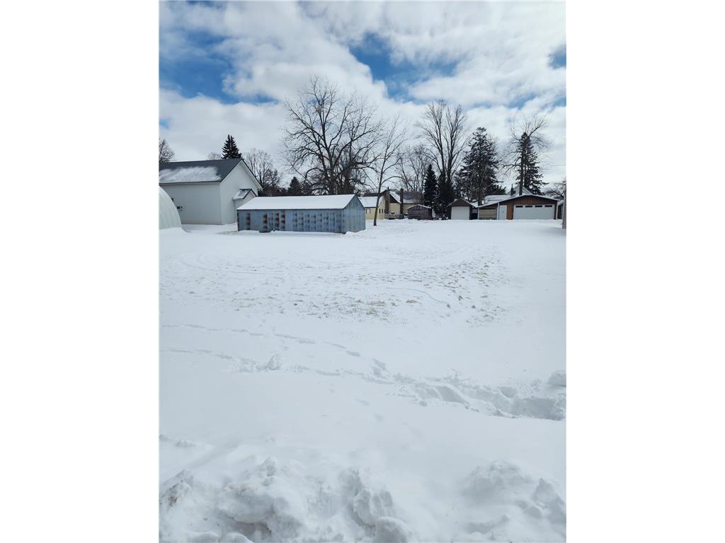 209 E Main Street Racine MN 55967 7038444 image2