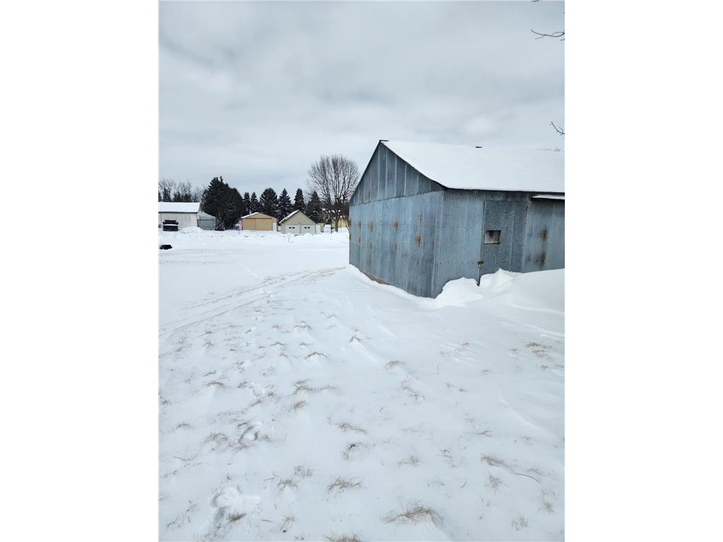 209 E Main Street Racine MN 55967 7038444 image4